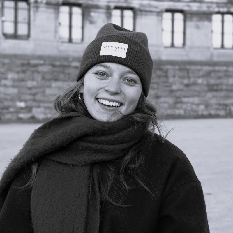 Eline Verbiest – Reviewer of Consumer Behaviour: An Introduction Eline Verbiest – Reviewer of Consumer Behaviour: An Introduction