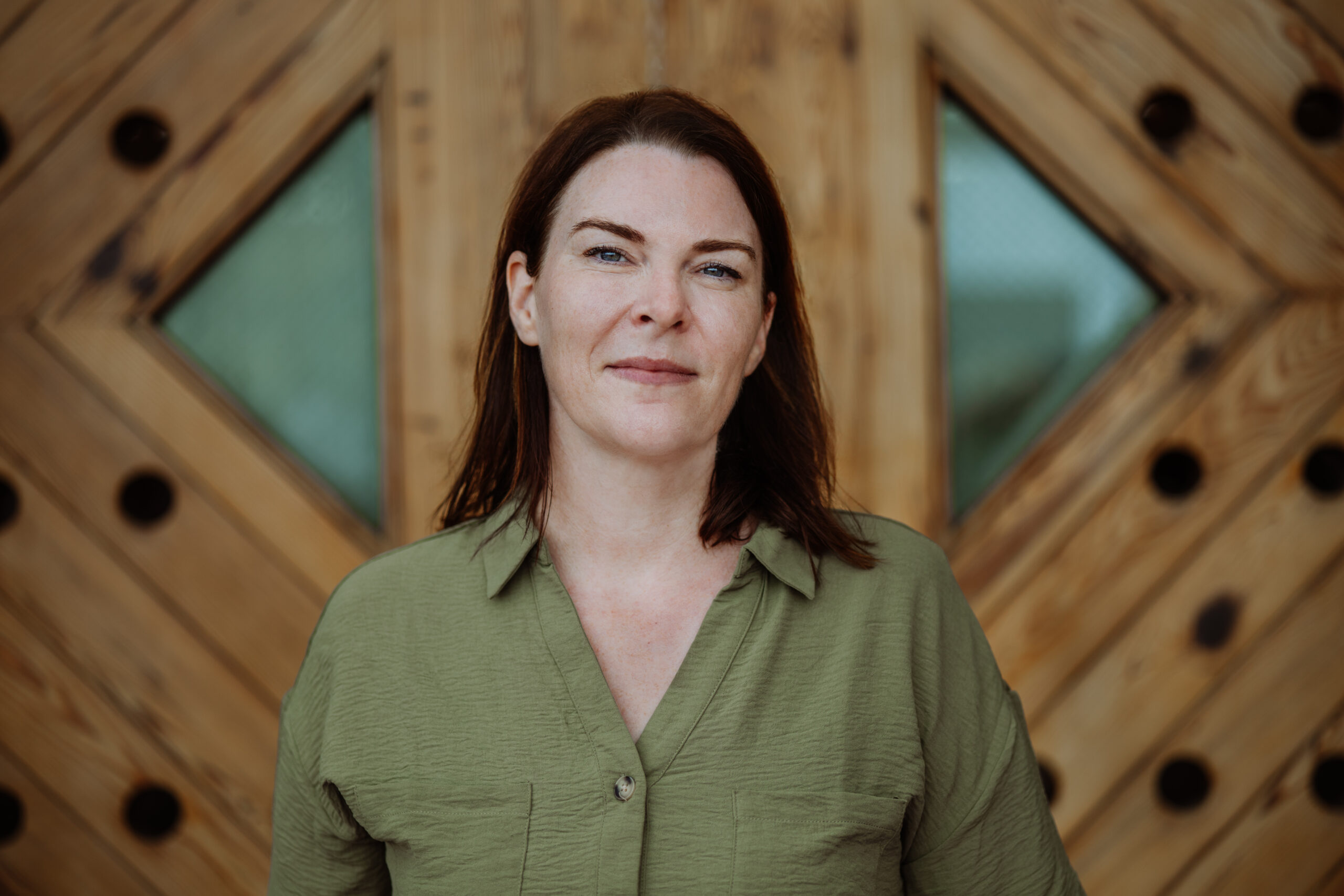 Jessica Domen presenting a consumer behaviour lecture or keynote at a university event