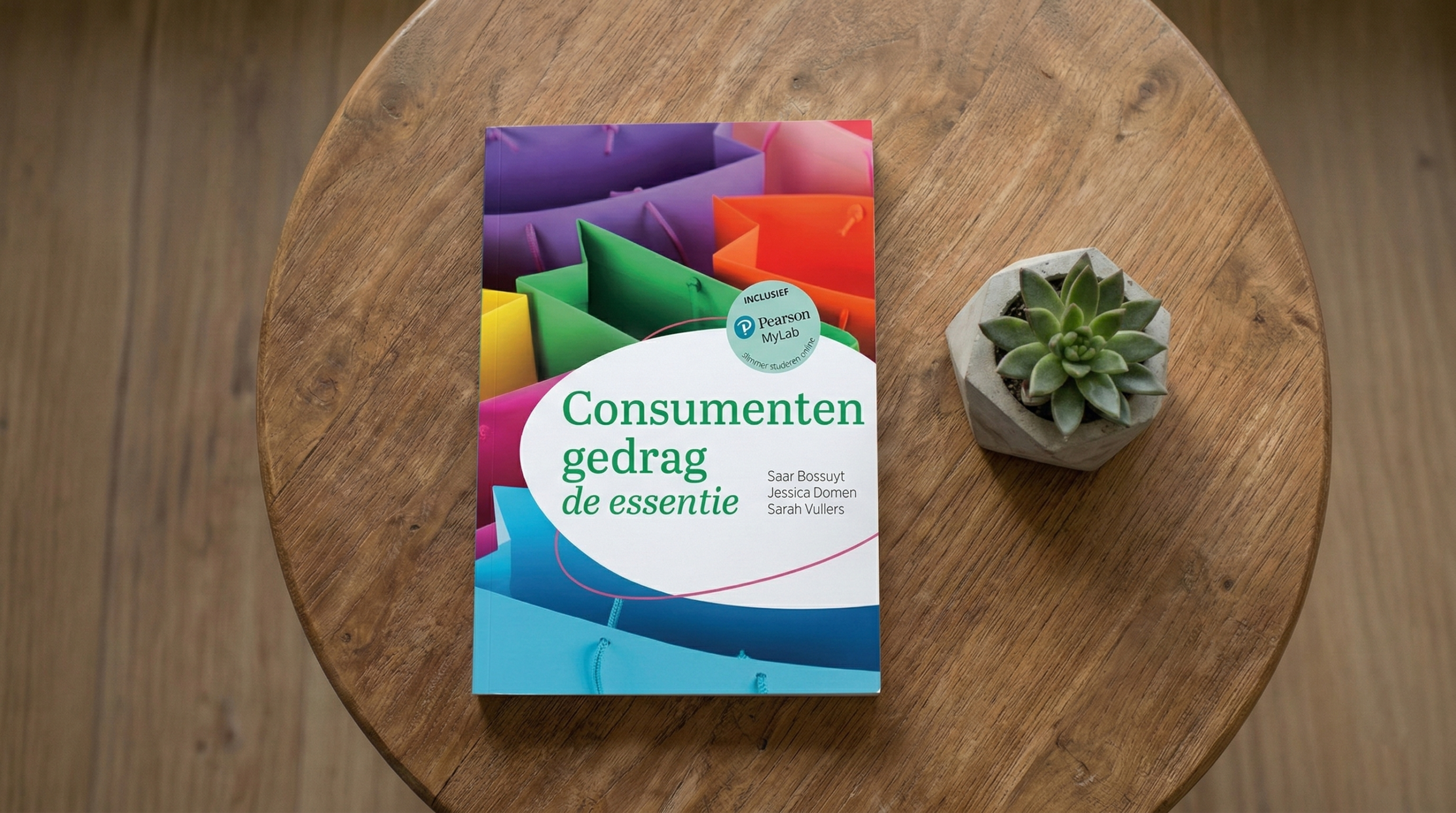 Consumentengedrag, de essentie – Handboekcover van Jessica Domen, Saar Bossuyt en Sarah Vullers